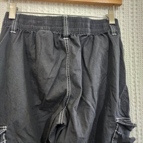 H&M Divided Baggy Black Cargo Trouser Pants Y2K Style Size 2 - Picture 4 of 14